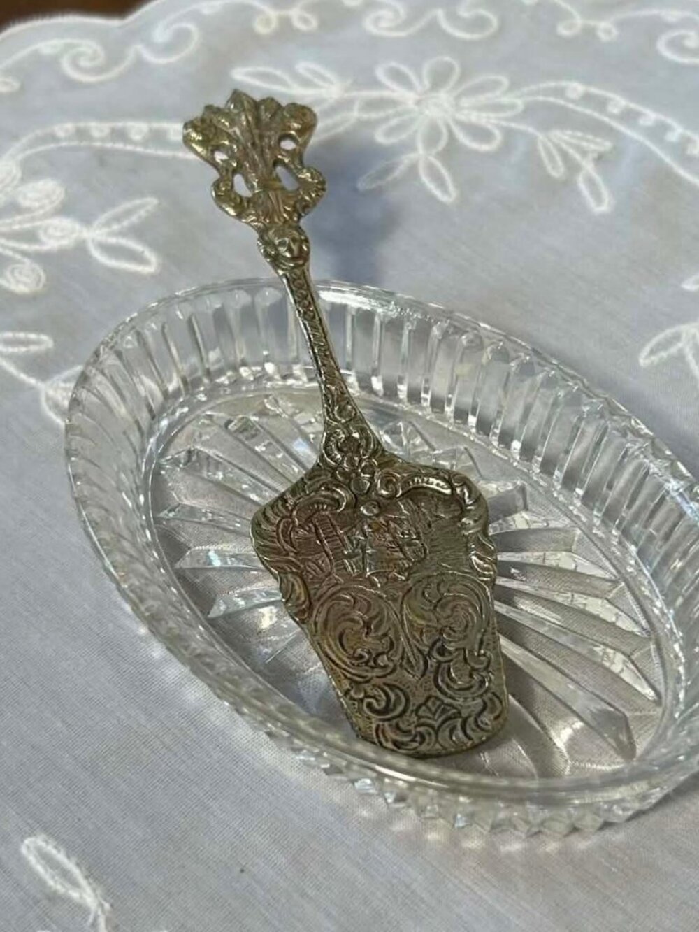 Vintage Montagnani Italian Silver Plated Dessert Server